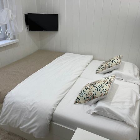 Cosy Apartmant In Hodonin Apartment Luaran gambar