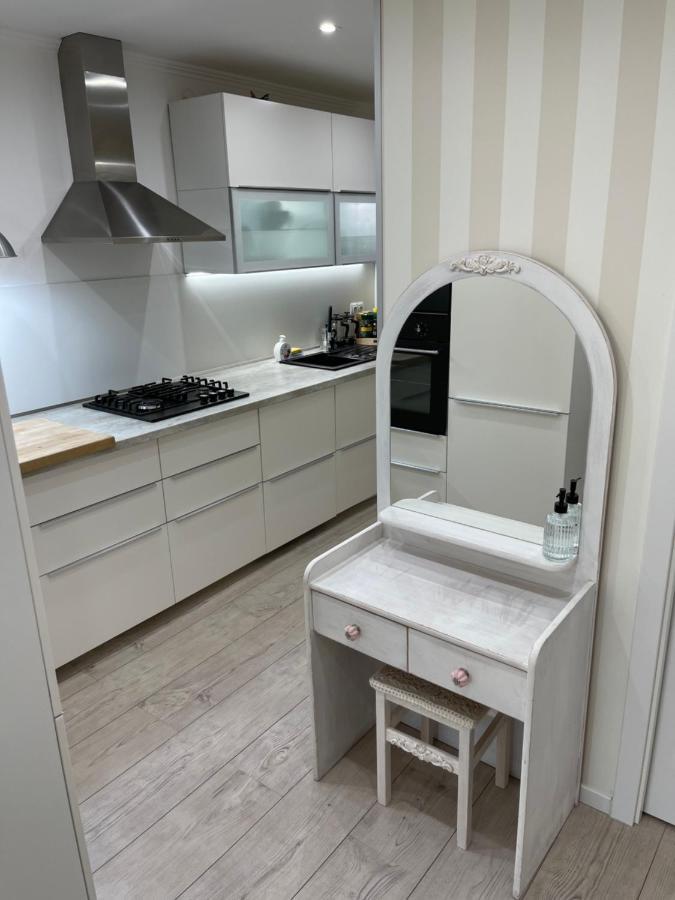 Cosy Apartmant In Hodonin Apartment Luaran gambar