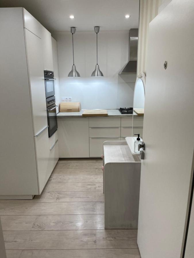 Cosy Apartmant In Hodonin Apartment Luaran gambar