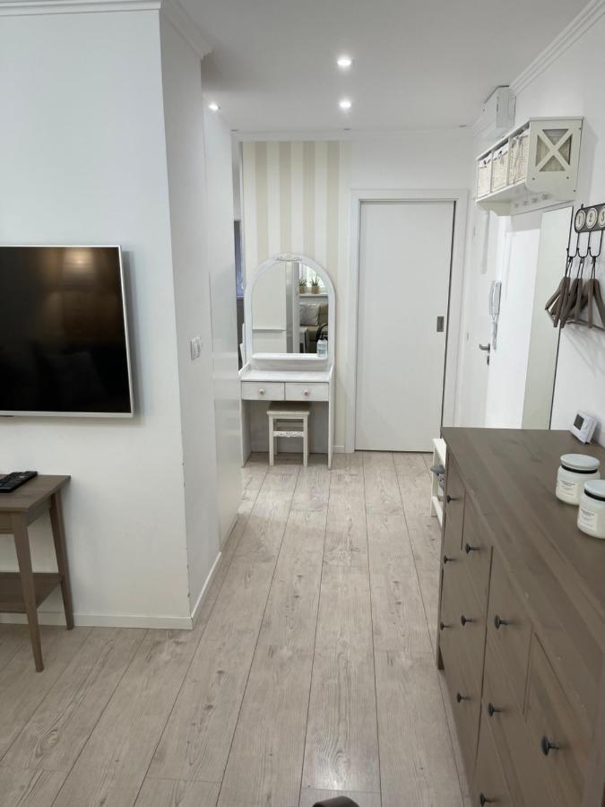 Cosy Apartmant In Hodonin Apartment Luaran gambar