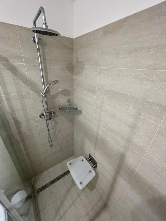 Cosy Apartmant In Hodonin Apartment Luaran gambar